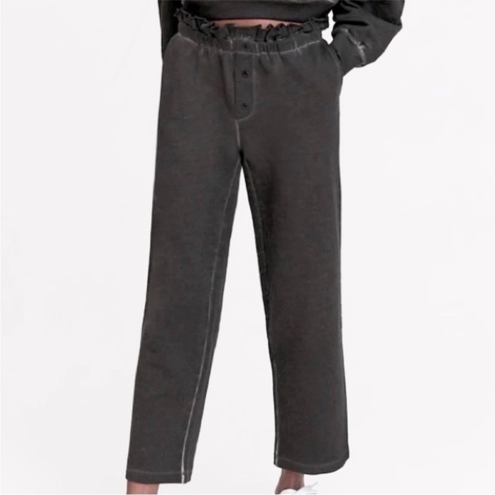 Something Navy black ruffle sweatpants NWT Size L
